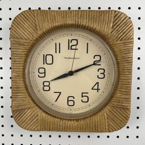 Vtg 1980 New Haven Quartz Wall‎ Clock Faux Wood Frame Boho Farmhouse